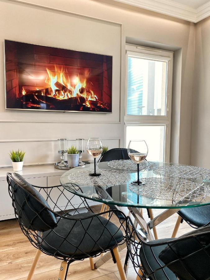 Bp Gray Premium Apartment Torun Luaran gambar