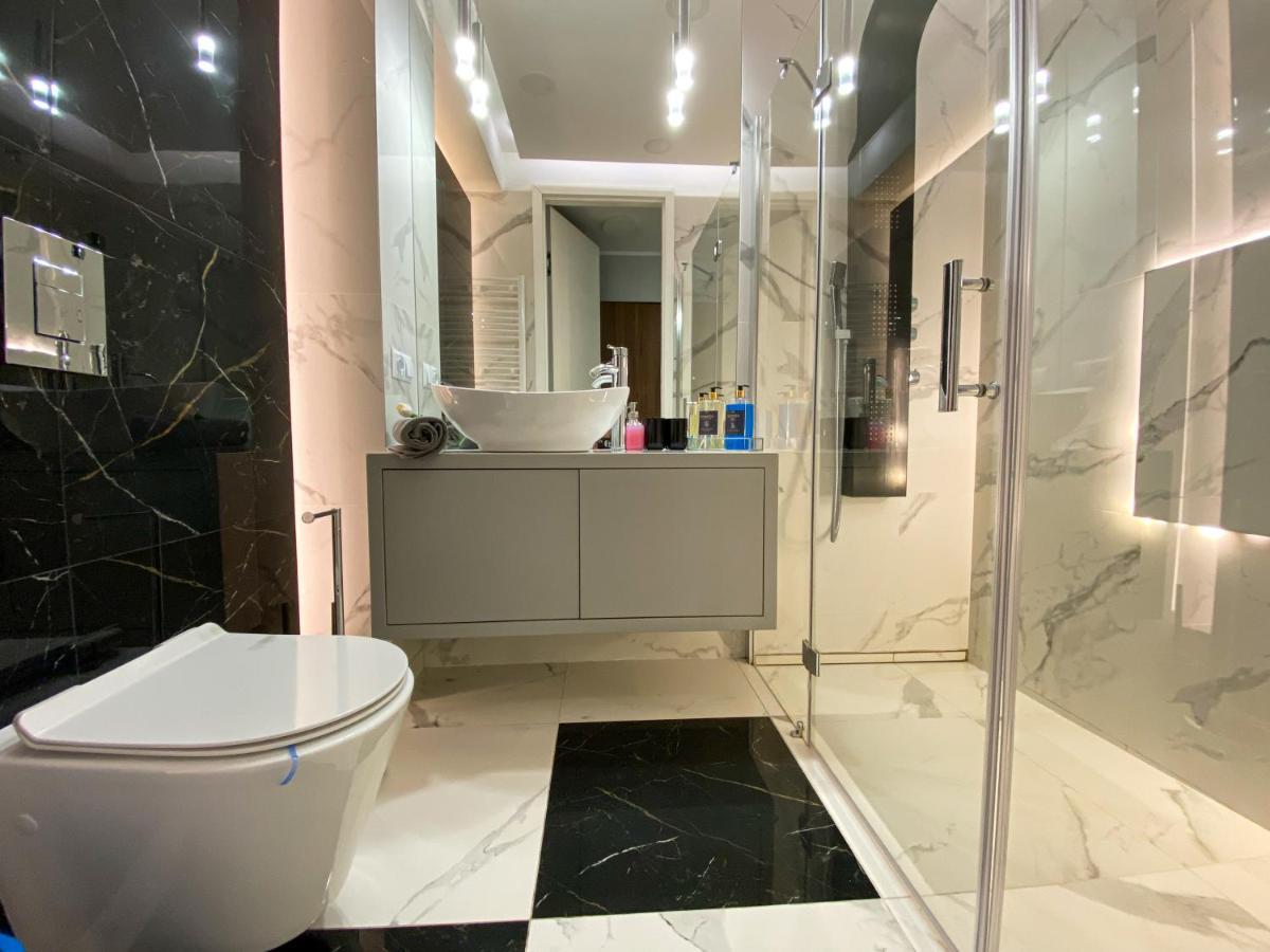Bp Gray Premium Apartment Torun Luaran gambar